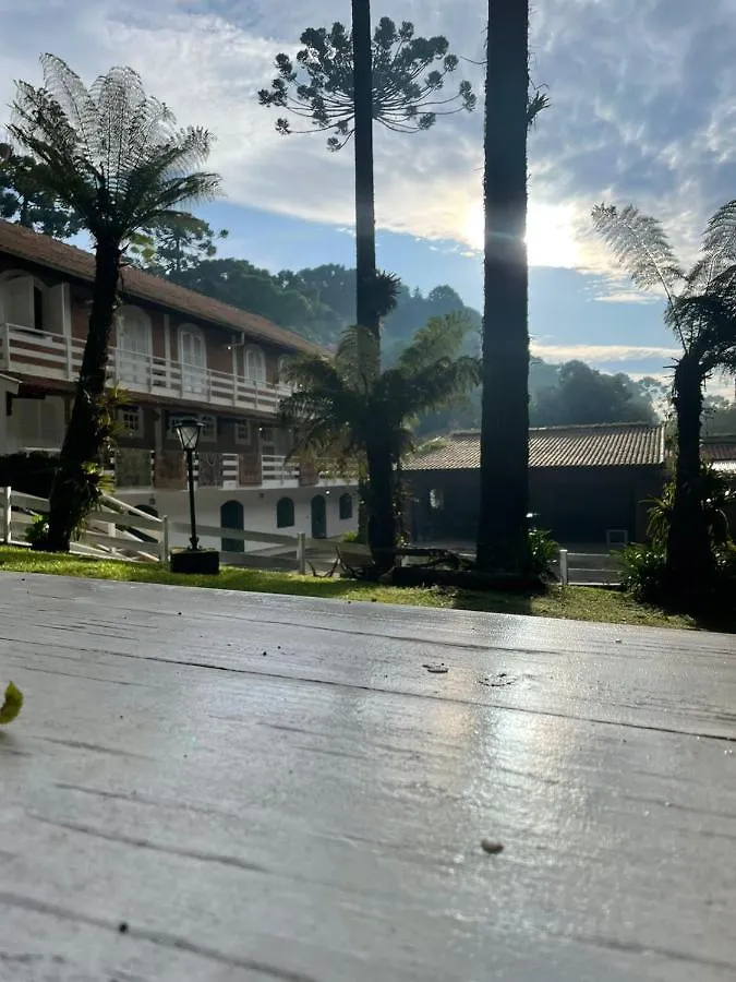 Pensjonat Pousada Alpes Do Manacas Campos do Jordão